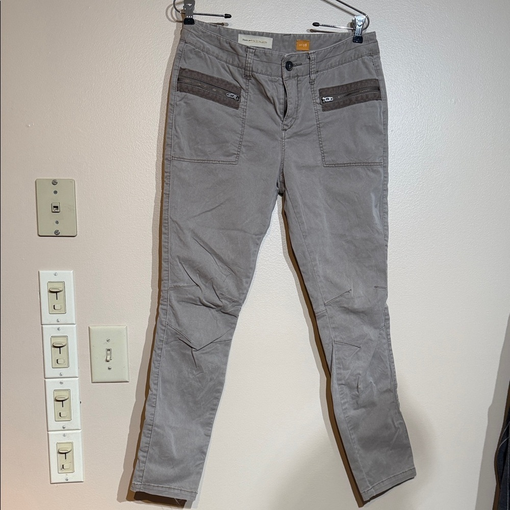 Pilcro Gray Ankle Jeans